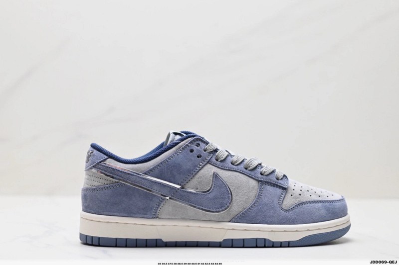 Nike Gray Suede Dunk Sneakers Review: How the Grey and Blue Suede Reads Indoors, Outdoors and Under a 5600K Lightbox